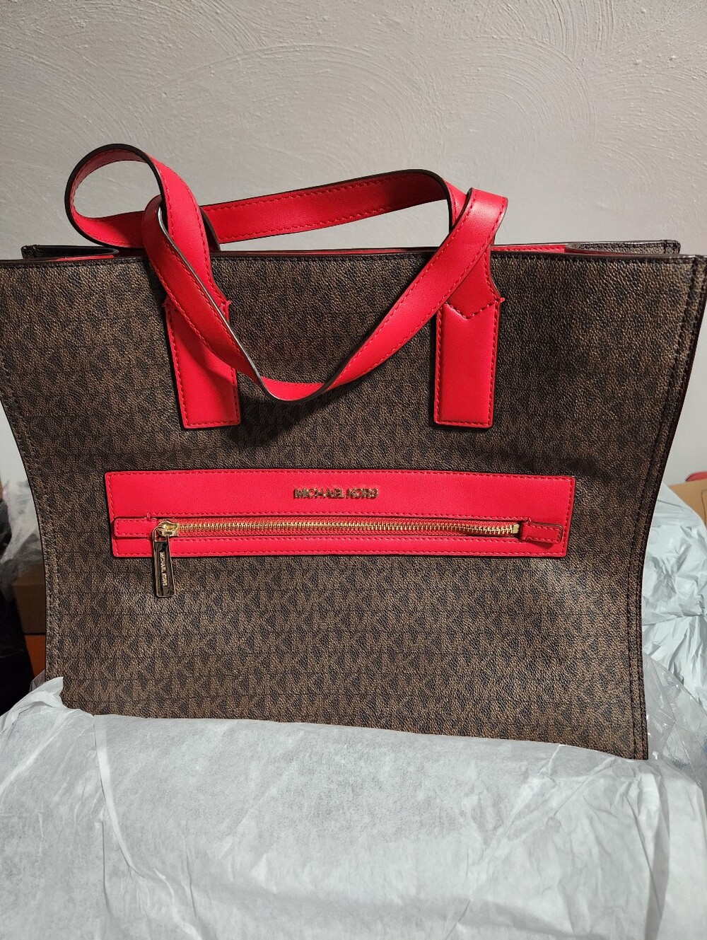 MICHAEL Michael Kors Red Leather Shoulder Bag